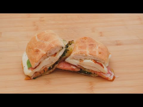Panino con melanzane marinate e pomodoro crudo | Cucina al mercato con Ruben
