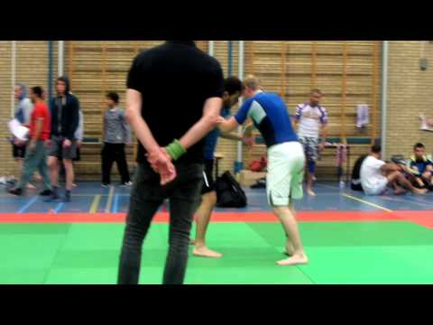 Loek 1e partij Den Haag Grappling Tournament 2-5-2015