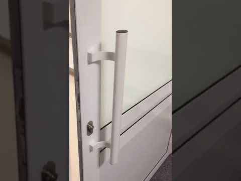 Удобное использование в стационаре поликлиники.  Автоматика на распашные двери tormax dorma Дорхан.