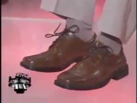 SuperXclusivo 4/1/2011 - Los zapatos de Hector Travieso