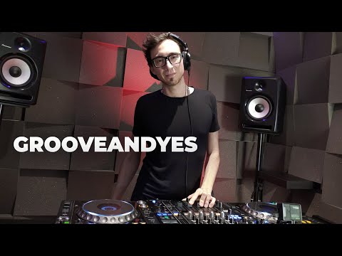 GrooveANDyes - Radio Intense Barcelona 5.5.2020 // Melodic Techno Mix