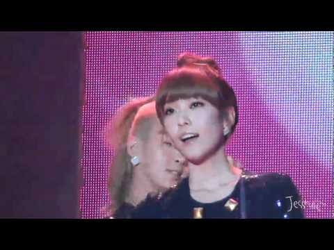 [Fancam] 101217 Jessica SNSD - Hoot@Free Christmas Concert