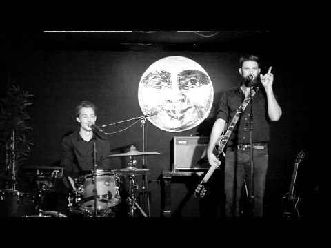 LES FRÈRES GINZBURG Interlude Video Live At La Pleine Lune 05/30/2015