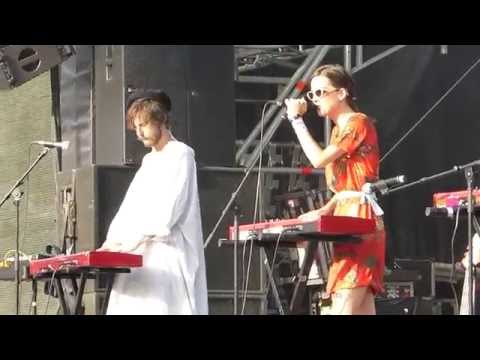 La Femme - Sur la Planche - live@Fnac Live (Paris), 18 juillet 2014