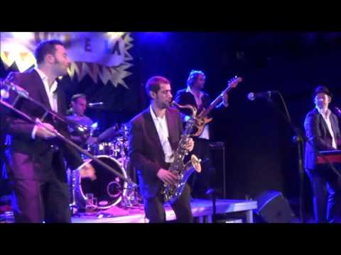 Yellow Umbrella - The Weasel @ Moritzhof Magdeburg