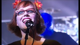 Blue Man Group &amp; Annette Strean (Venus Hum) - I Feel Love (HQ)