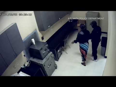 Wild robbery caught on camera in Atlanta