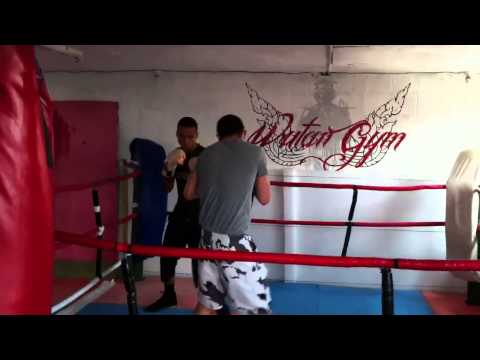 Alex vs Ryan (sparring)