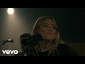 Elle King - Good for Nothing Woman (Acoustic Performance)