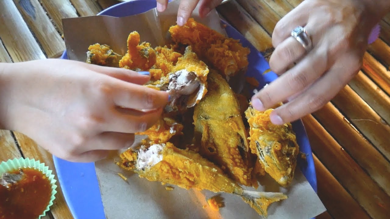 Eating in KELANTAN with LOCALS and exploring amazing MALAYSIA  | Food and Travel Channel