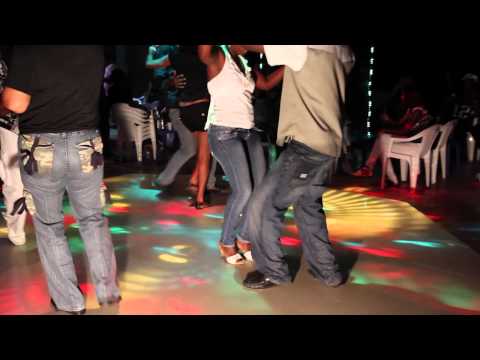 Bachata Auténtica 2 - Vocales de amor