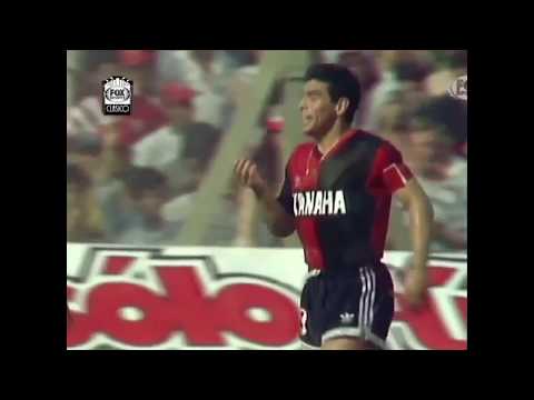 Maradona's debut with Newell's. El Pelusa's return to Argentine football. 1993