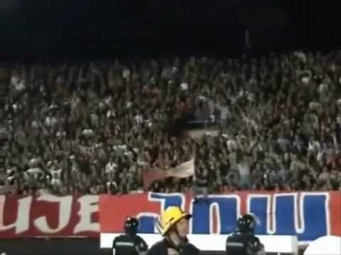 Jebemo,karamo. Delije na derbiju par 0:2 czv