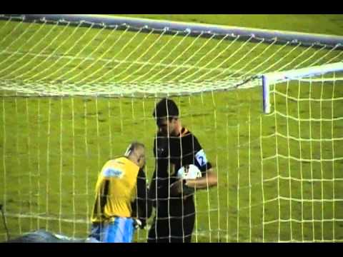 CB 2012 oitavas de final - Coritiba 4 x 1 Paysandu Goleiro expulso e gol de penalty