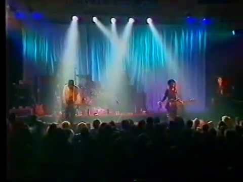 Snub TV Ride / Cranes Feature