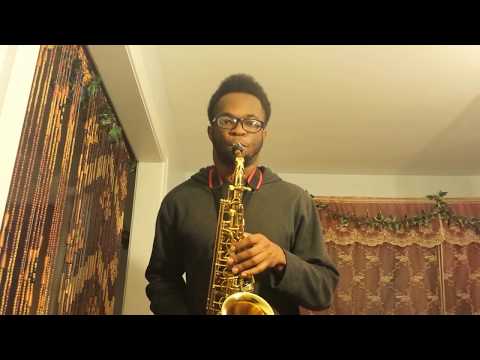 Santa Claus Is Coming To Town – Saxophone Cover by Ikechi Onyenaka