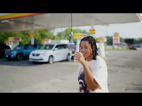 Lavonne- Gas Station Freestyle (Official Music Video)