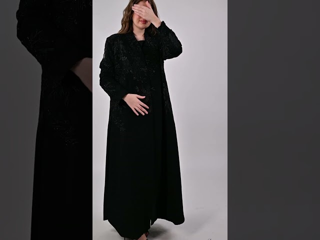 عباية ملكي بليزر بتطريز وفصوص