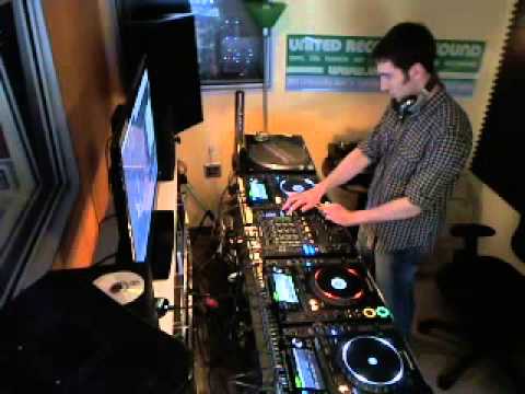 DJ David X - Old-School Jungle Techno Live Mix March 2013