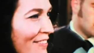 Loretta Lynn - Don&#39;t Come Home A Drinkin&#39; (1969)