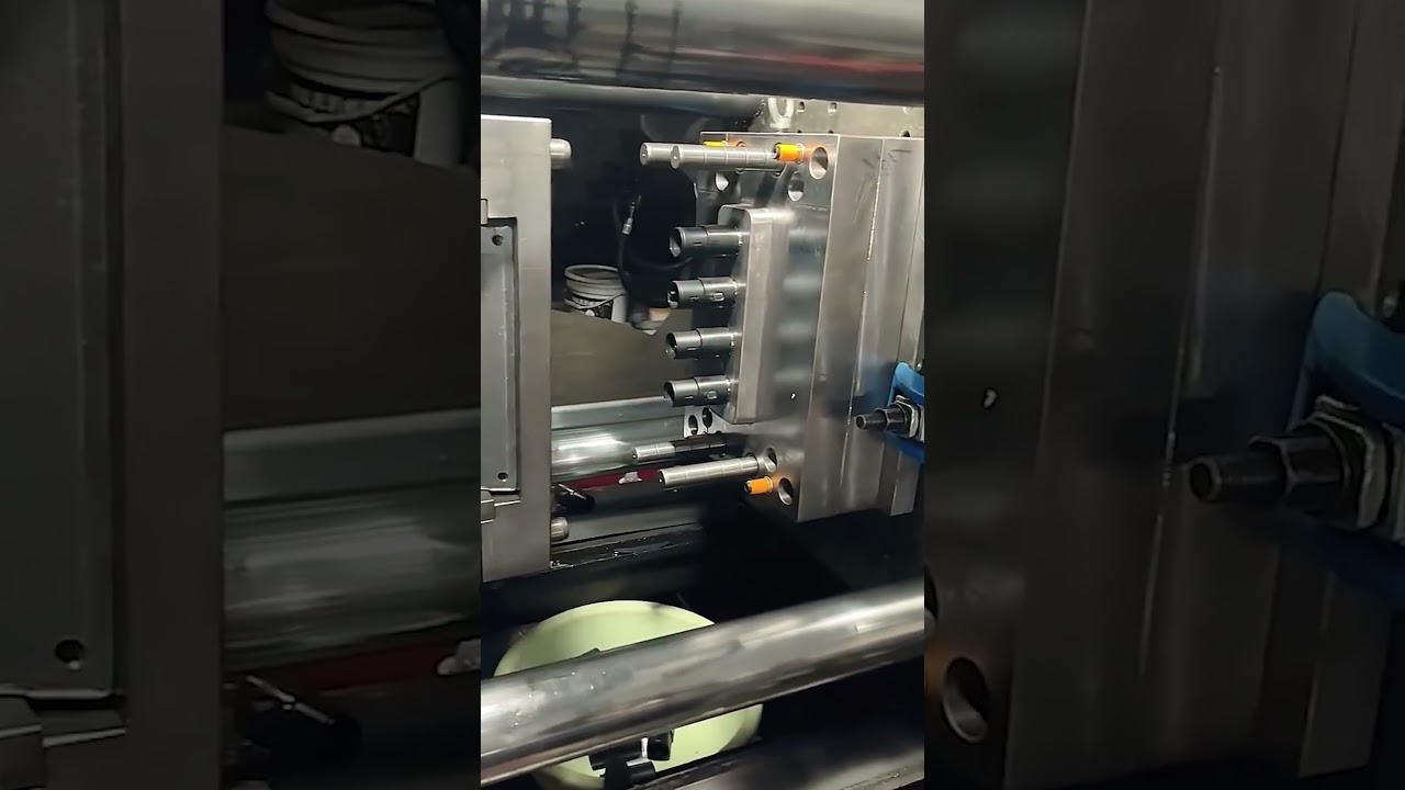Multi Parting Line Injection Mold Structure #molding