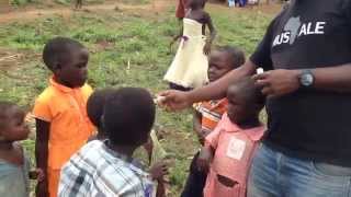 Blowing Bubbles with Peter Wamono. Video by Pia Jessen.