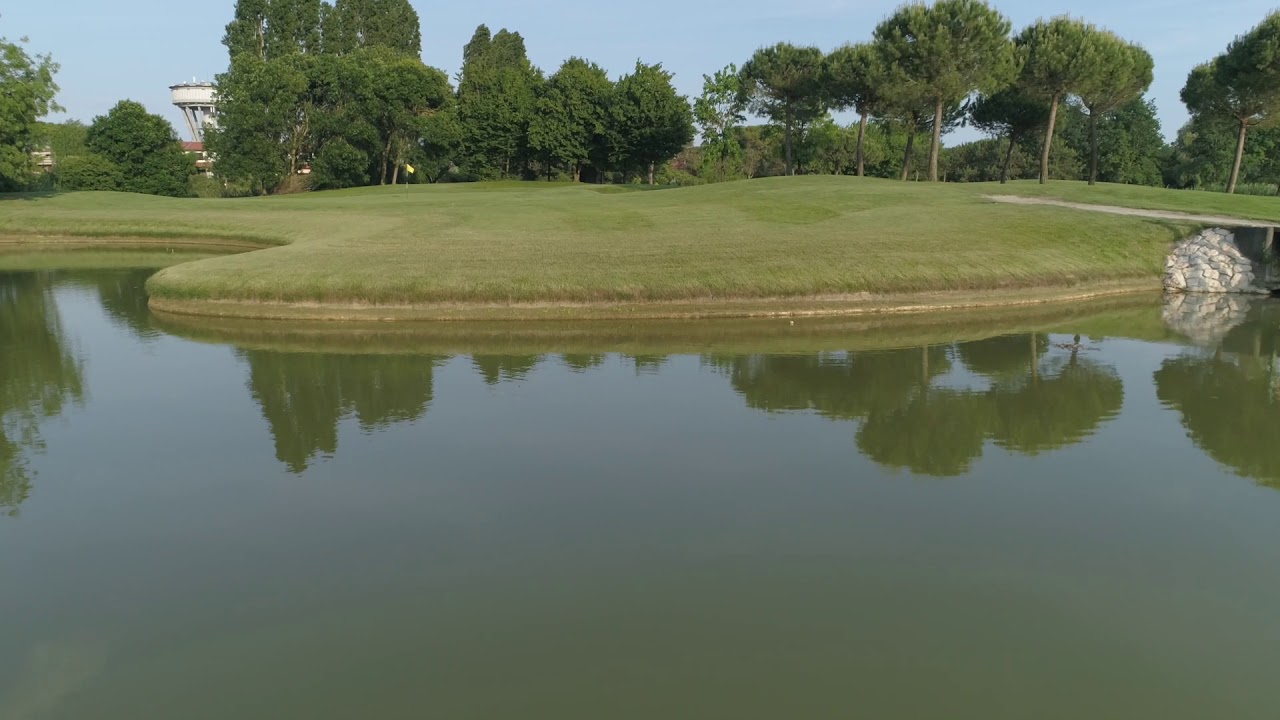 EcoBunker Leading Sustainable and Synthetic Golf Bunker Technology