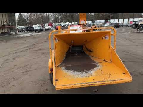 Bandit INDUSTRIES, INC. 65 6” Capacity Hand-Fed Chipper | Repocast.com