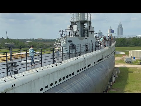 WHAT’S INSIDE USS DRUM (SS-228) Retired Battleship -Gato-class submarine of the US Navy.