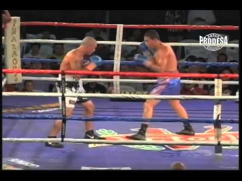 Pelea Michael Mora vs Pablo Osuna - Video Prodesa
