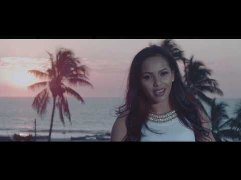 STÉPHANIE  MILA FITIAVANA