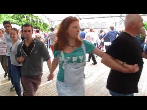 Gavotte Pourlet LE STRAT/ LE GAL - St Yves 2017