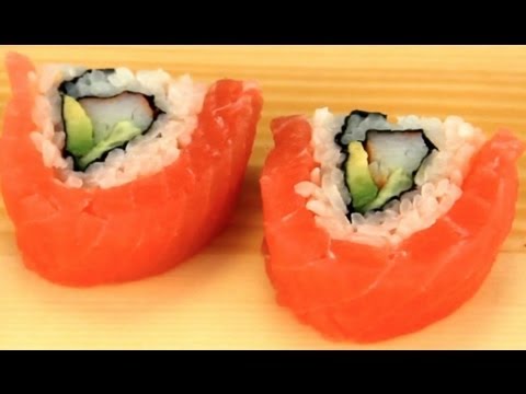 How To Make Sushi - Hawaiian Rolls