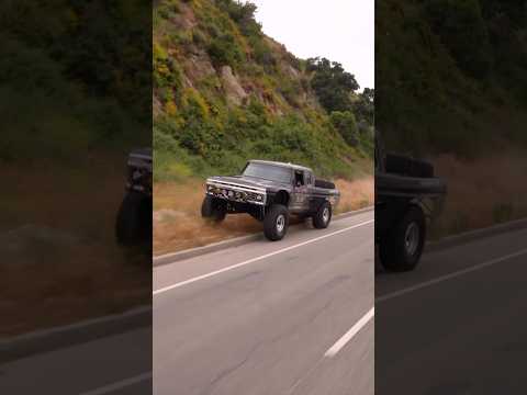 Trophy Truck goes OFFROAD on the Streets of LA #truck #offroad #crazy #drive