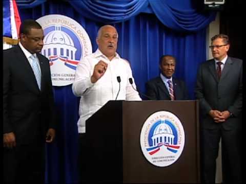 Presidente Danilo Medina interesado en impulsar fútbol en escuelas y zonas fronterizas