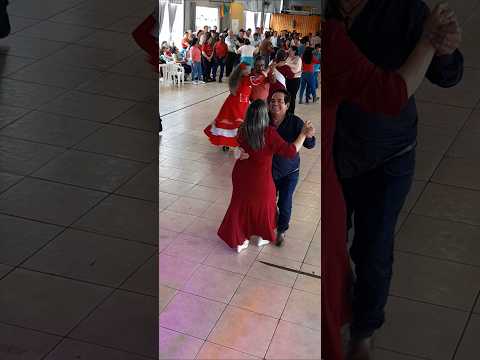 nos idosos de Candoi no Paraná.Brasil #shotrs #baile #dancarinos #dança#dance#dancina #terceiraidade