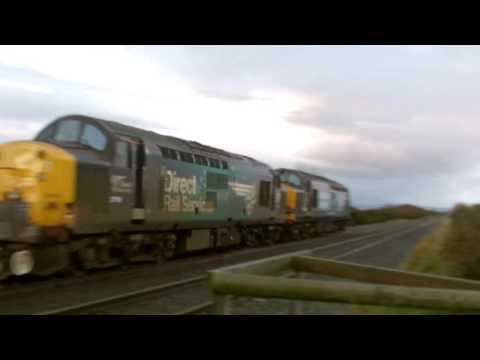 Prestatyn 13.12.2016 - DRS 37605 & 37716 on Valley flask train - class 37