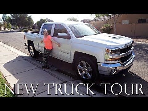 I'M NOW OFFICIALLY A TRUCK MOM! (New Truck Tour) Video