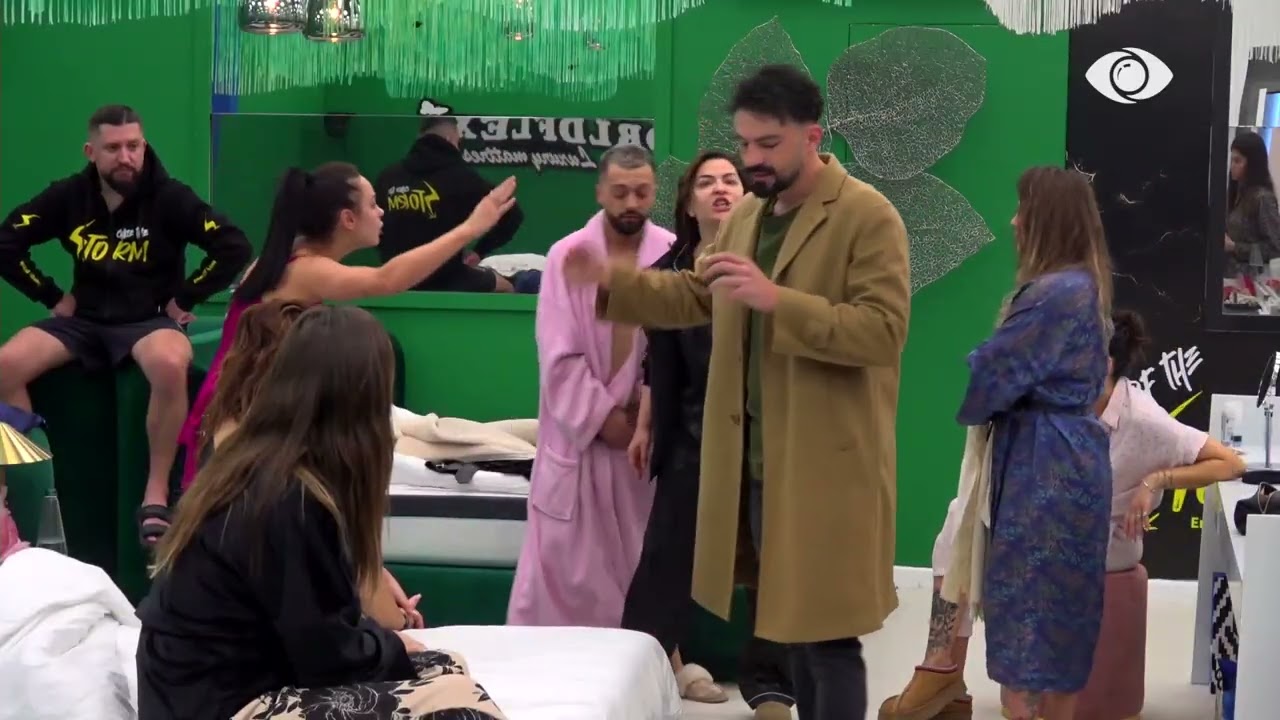 “Ik o kafshë”/ Vijon debati i ashpër mes banorëve për rrëmujën