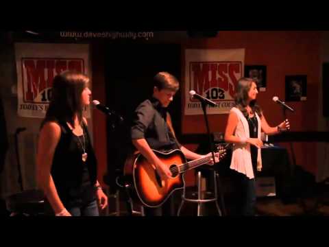 X  Daves Highway  LIVE  Seven Bridges Road 2011