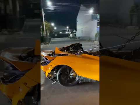 Detik-detik mobil andra ST jadi 2 #shorts