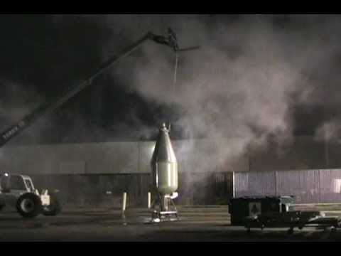 Four foot wide hovering rocket crashes in Mesquite Texas, 2005/03/05