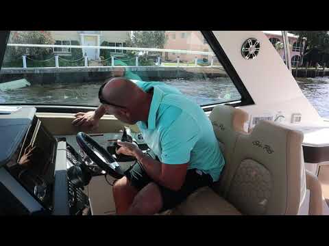 2021 Sea Ray Sundancer 320 Coupe OB - Palm Beach Yacht Sales 561-471-5200