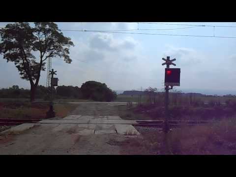 Železniční přejezd Lišany