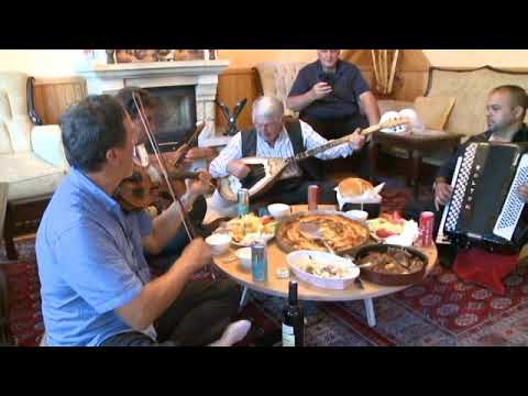 Riza Daci me Grup ne Oden e Musa Rams - K. Dardania me 12 fise - Autori Isa Breqani e Riza Daci