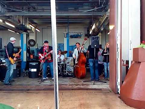Screwballs Rockabilly - Screwballs Rockabilly - Rockabilly Girl