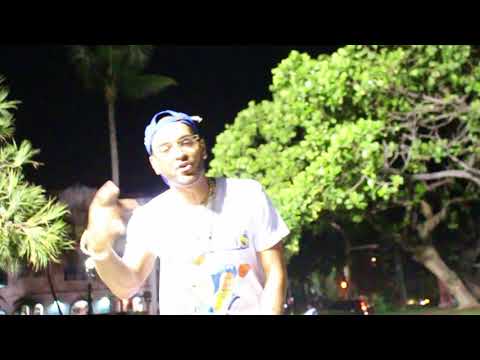 ELZ MILLION - FAMILLIA X (OFFICIAL MUSIC VIDEO) #THEJOYANDTHEPAIN #MFMG