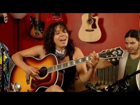 Chloe Charles & The Sweetness Perform "Break The Balance"