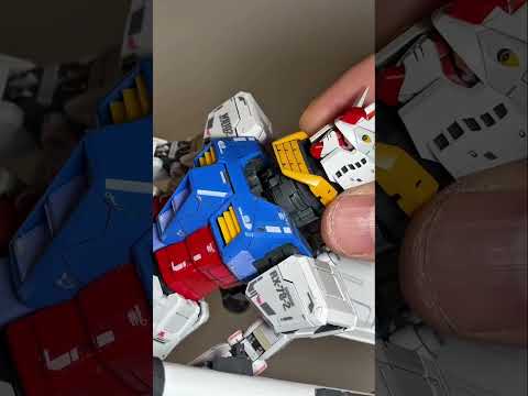I attached the LED unit (yellow) to the MG RX-78-2 Gundam Ver. 3.0 and lit it up. Short version.
