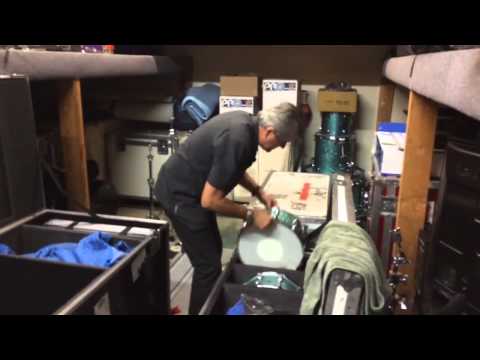 Gregg Bissonette getting his Dixon drums